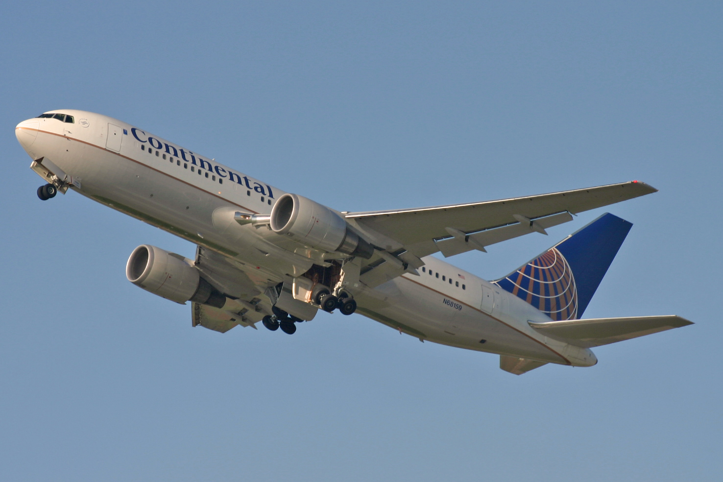 N68159 (030438) Boeing 767-224
