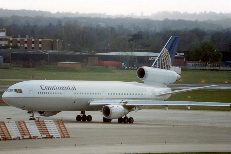 N13066 · McDonnell Douglas DC-10-30 · (LGW / EGKK)