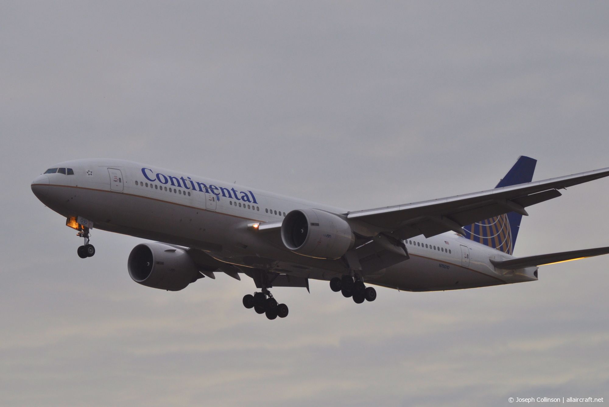 N76010 · Boeing 777-224/ER · (LHR / EGLL)