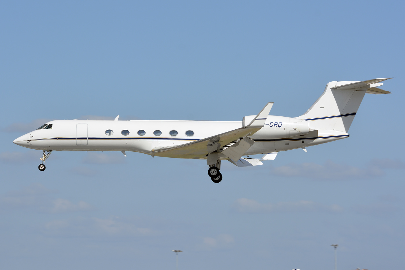 VH-CRQ · Gulfstream Aerospace G-V · (LIS / LPPT)
