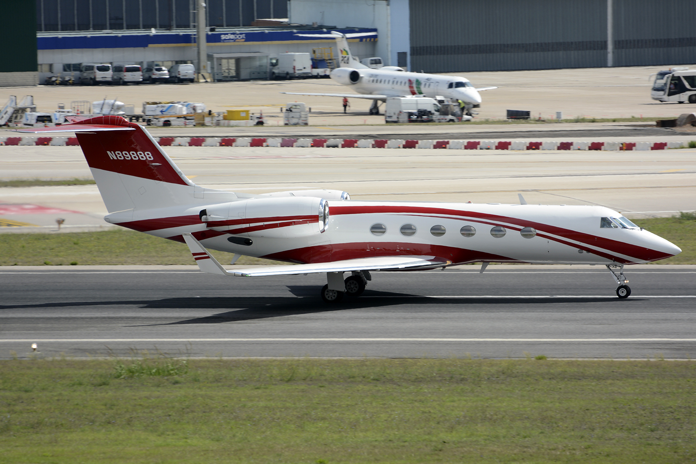N89888 (1306) 1997 Gulfstream Aerospace G-IV