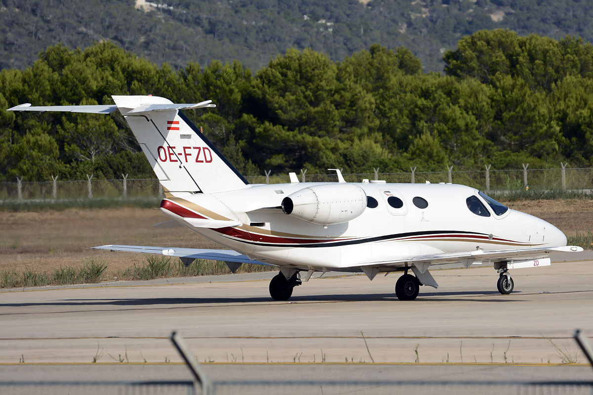 OE-FZD · Cessna 510 Citation Mustang · (IBZ / LEIB)