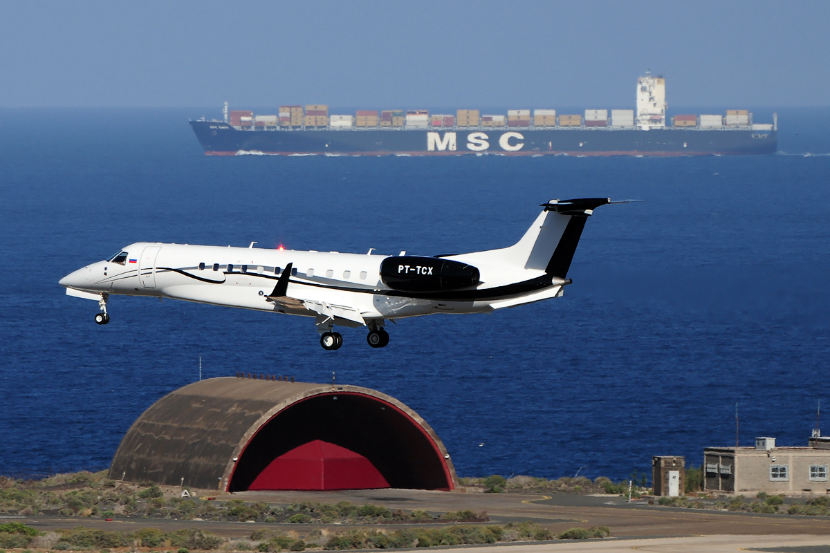 PT-TCX (14501163) Embraer Legacy 650