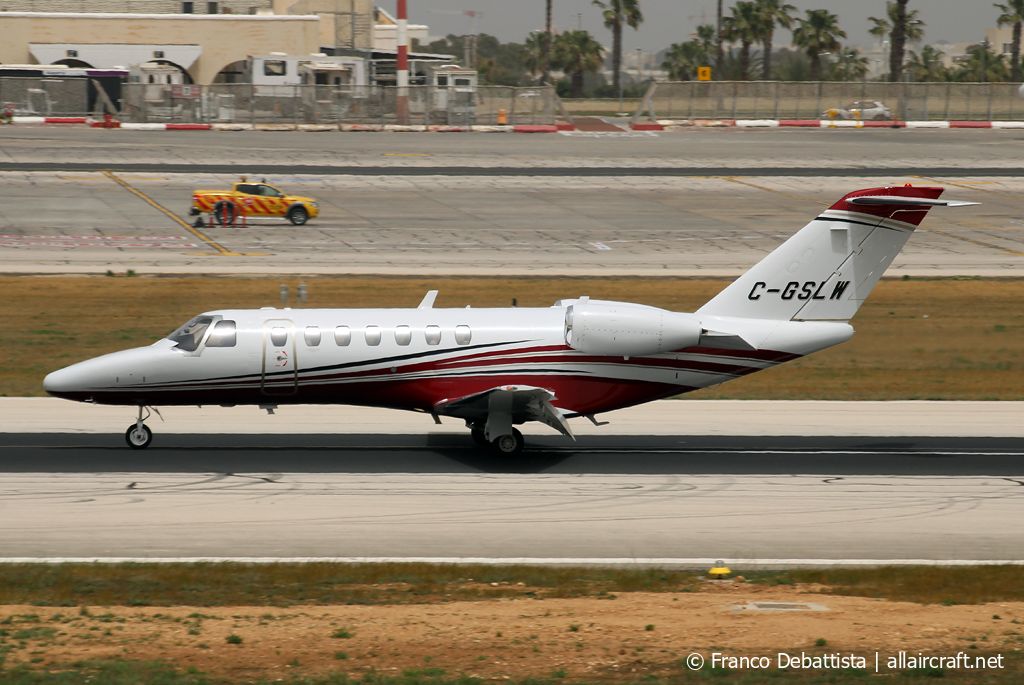 C-GSLW (9524) 2012 Bombardier BD-700-1A10 Global 6000