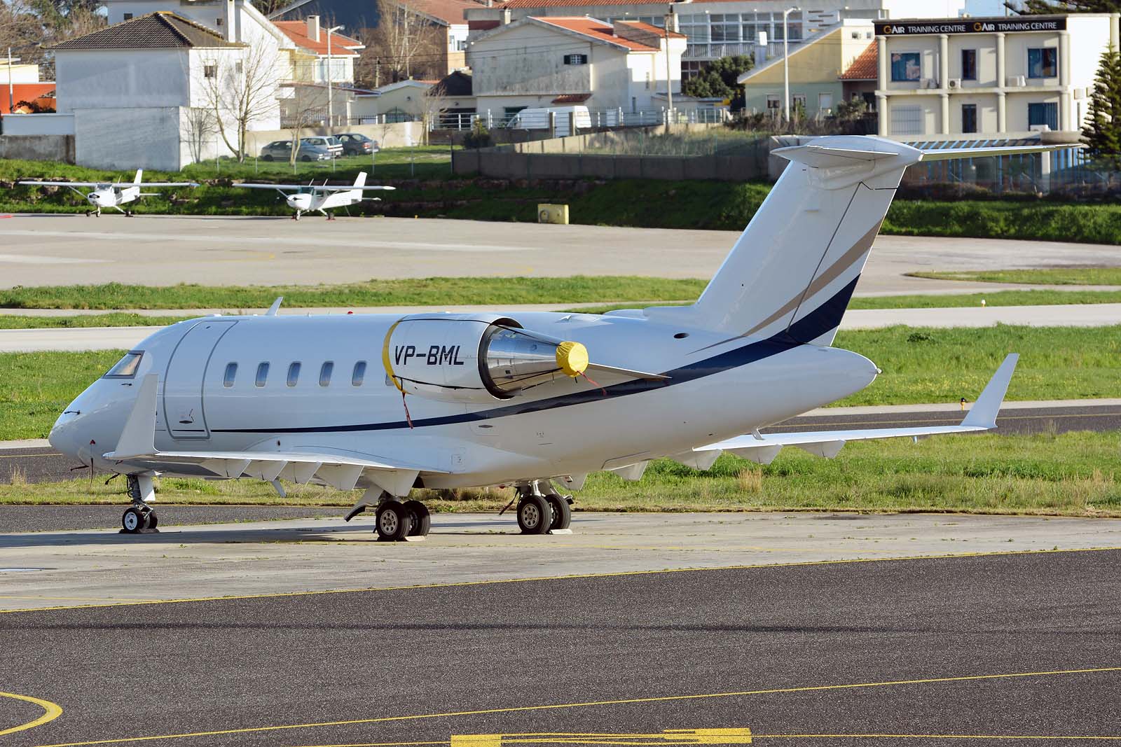 VP-BML · Bombardier CL-600-2B16 Challenger 605 · (LPCS)