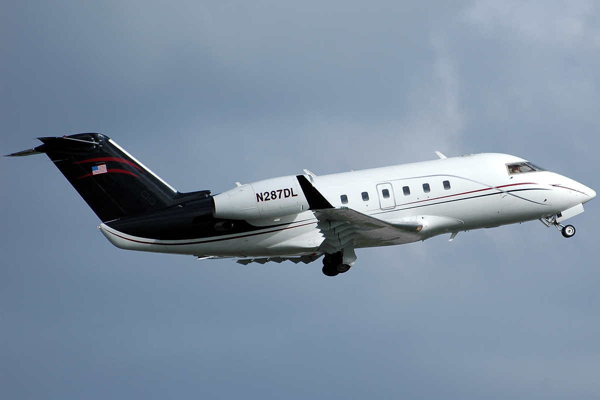 N287DL · Bombardier CL-600-1A11 Challenger 600 · (LIS / LPPT)