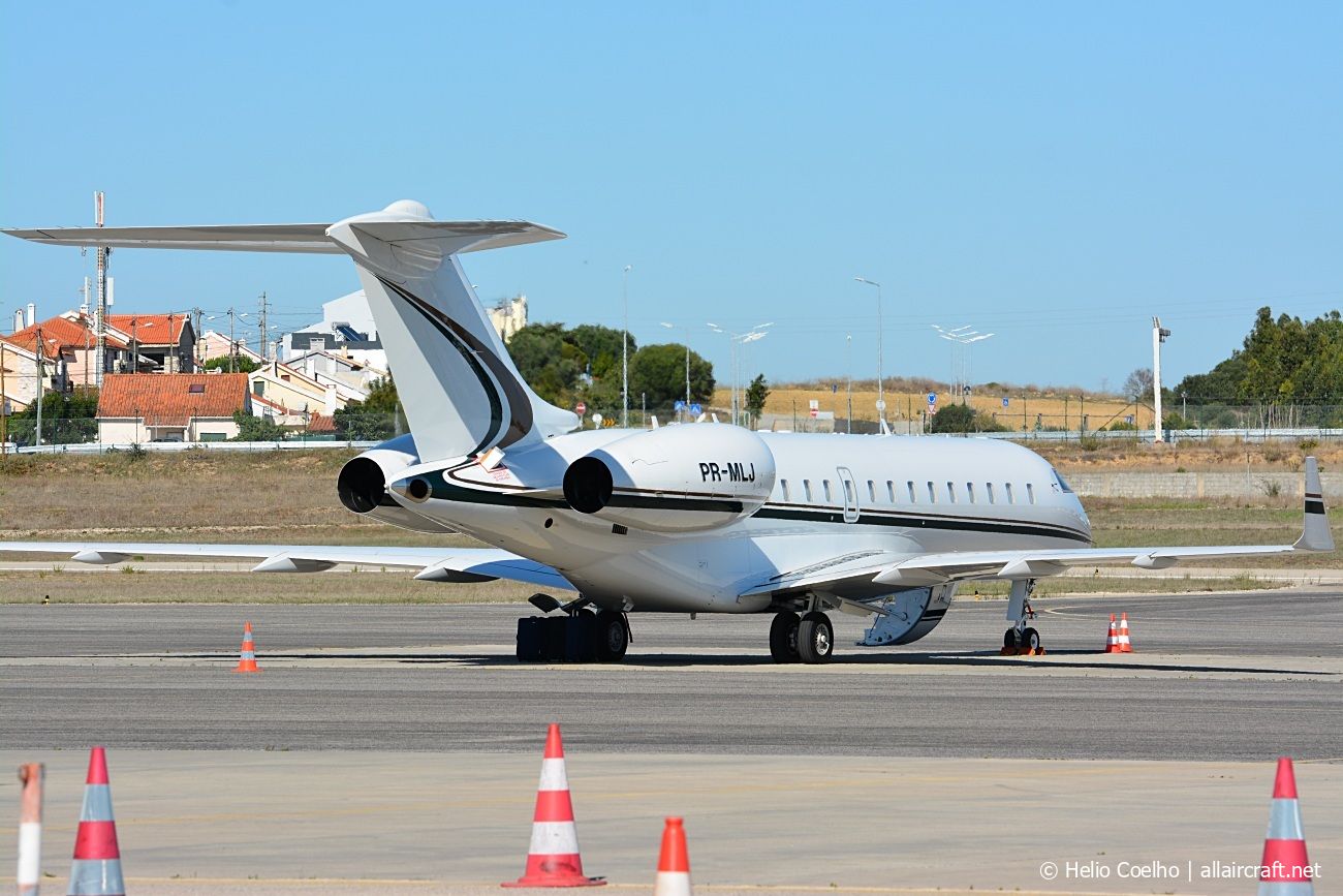 PR-MLJ · Bombardier BD-700-1A10 Global Express XRS · (CAT / LPCS)