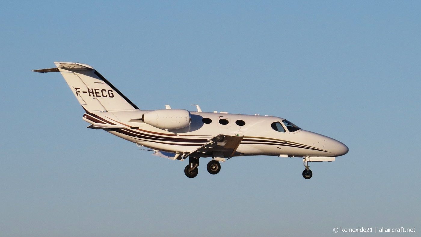 F-HECG · Cessna 510 Citation Mustang · (FAO / LPFR)