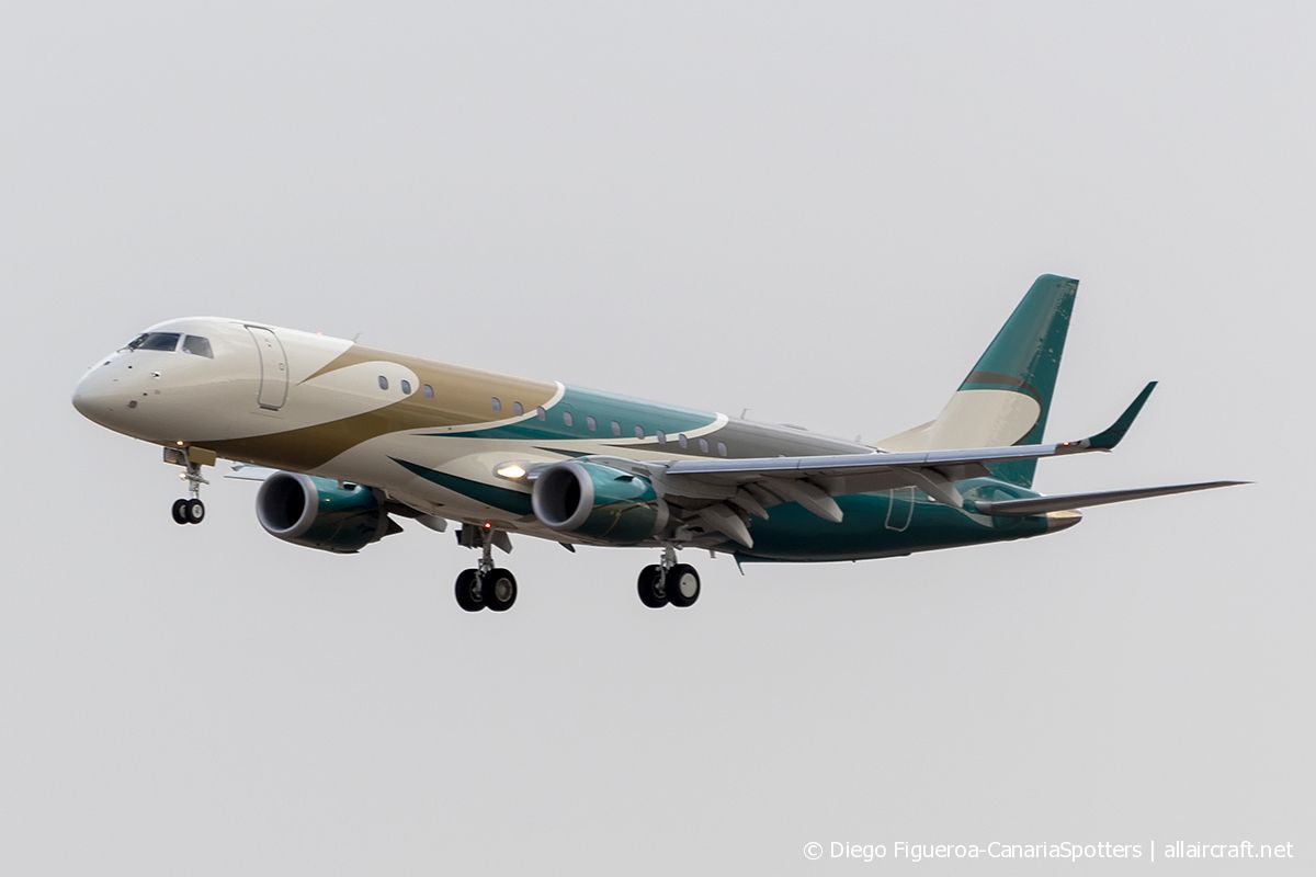 PS-LIA · Embraer 190 Lineage 1000 · (LPA / GCLP)