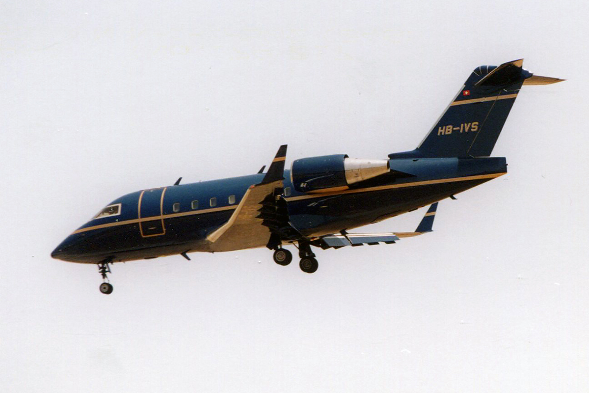 HB-IVS · Bombardier CL-600-2B16 Challenger 601-3R · (LIS / LPPT)