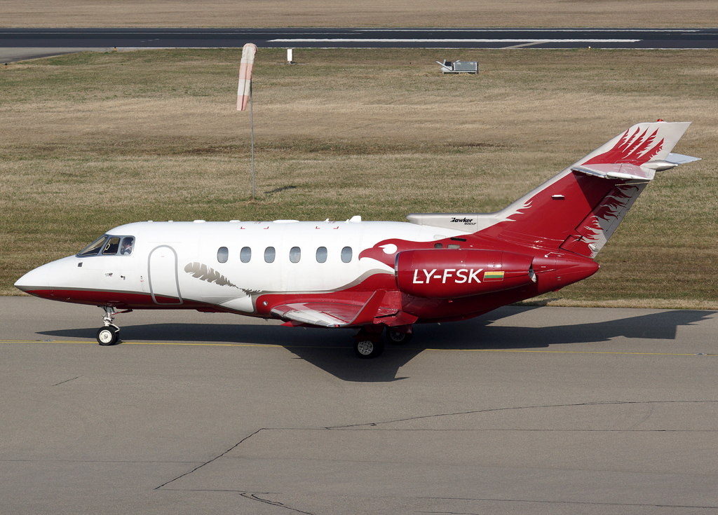 LY-FSK · Hawker Beechcraft 900XP · (FDH / EDNY)