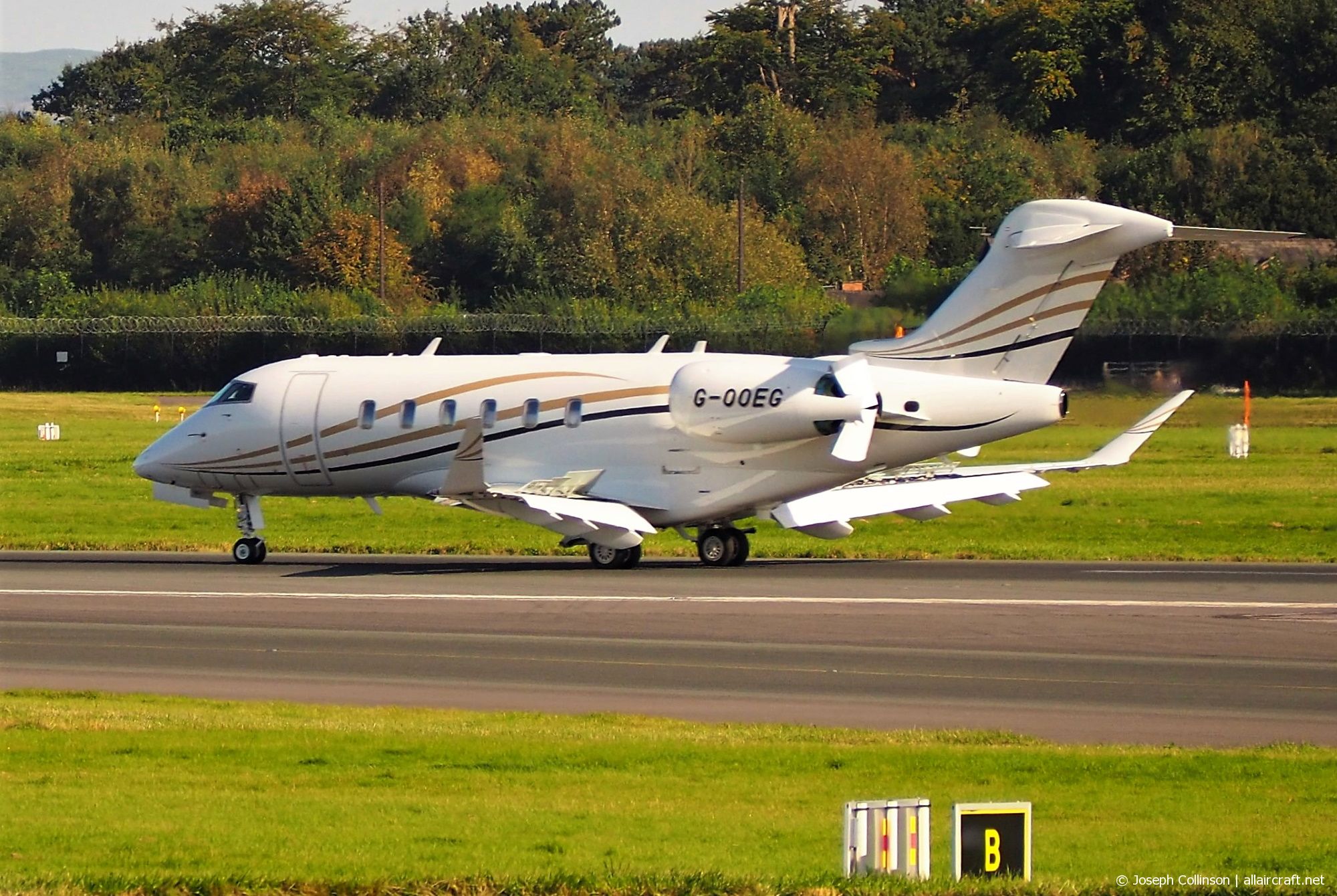 G-OOEG · Bombardier BD-100-1A10 Challenger 350 · (MAN / EGCC)