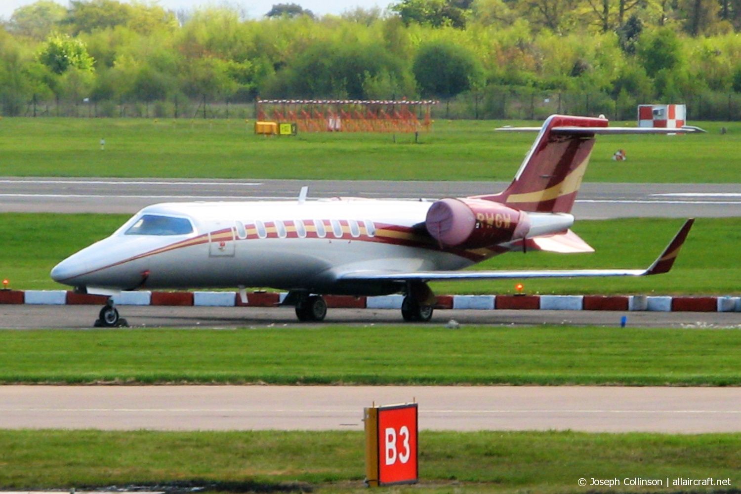 G-RWGW · Learjet 45 · (MAN / EGCC)
