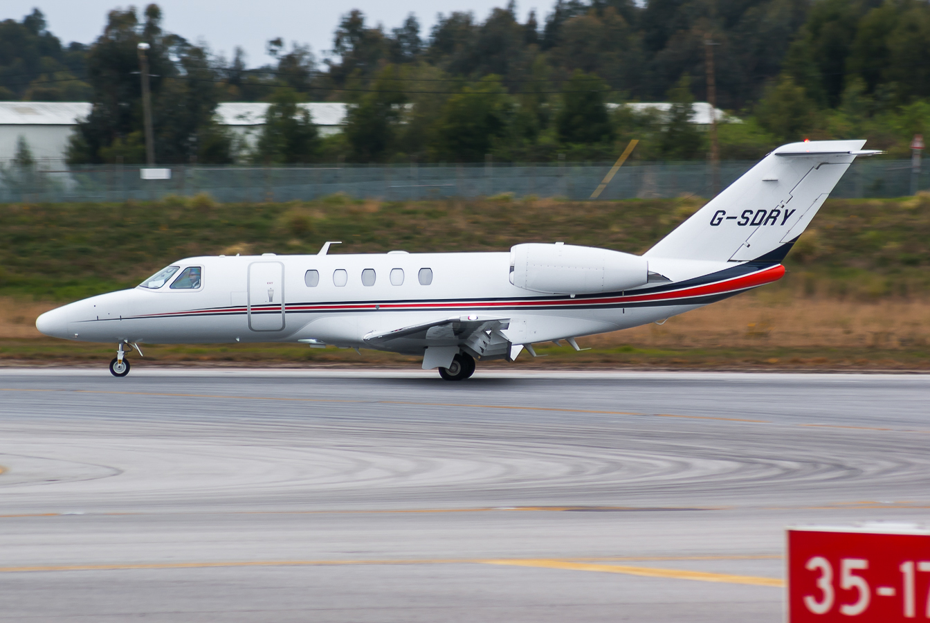 G-SDRY · Cessna 525C CitationJet CJ4 · (OPO / LPPR)