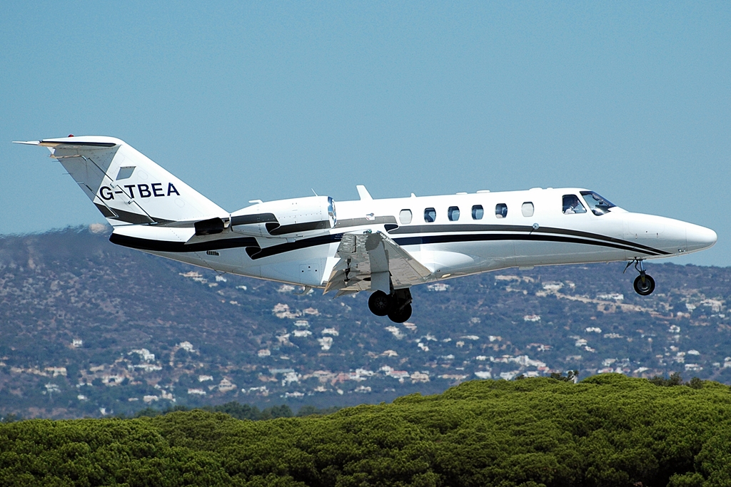 G-TBEA · Cessna 525A Citation CJ2 · (FAO / LPFR)