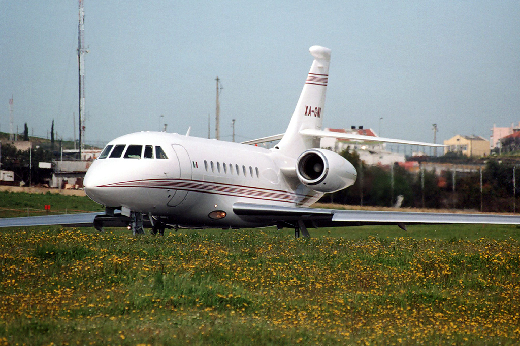 XA-GNI · Dassault Falcon 2000EX · (LIS / LPPT)