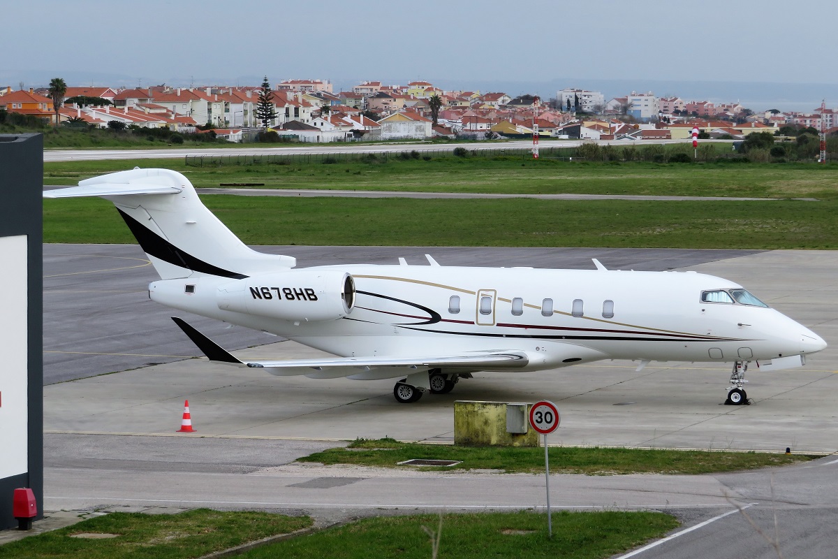 N678HB · Bombardier BD-100-1A10 Challenger 350 · (LPCS)