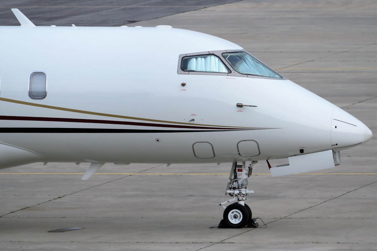 N678HB · Bombardier BD-100-1A10 Challenger 350 · (LPCS)