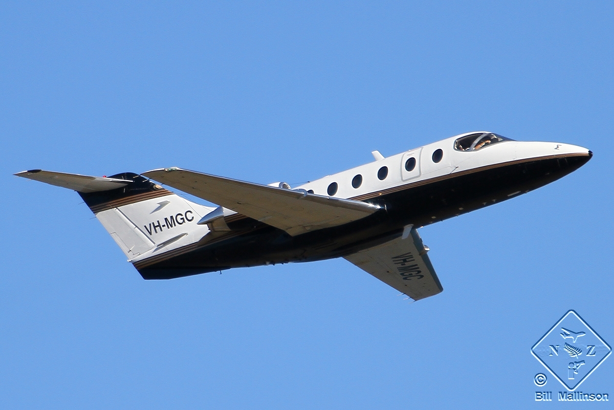 VH-MGC · Raytheon 400A Beechjet · (SYD / YSSY)