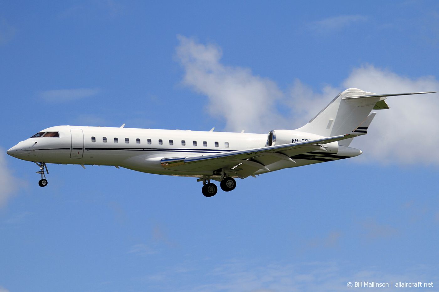 VH-CCD · Bombardier Global BD-700-1A10 · (SYD / YSSY)