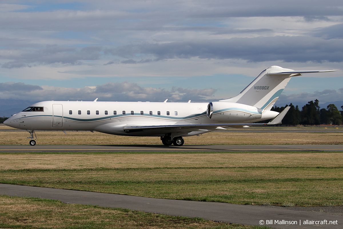 N888GX · Bombardier BD-700-1A10 Global Express XRS · (CHC / NZCH)
