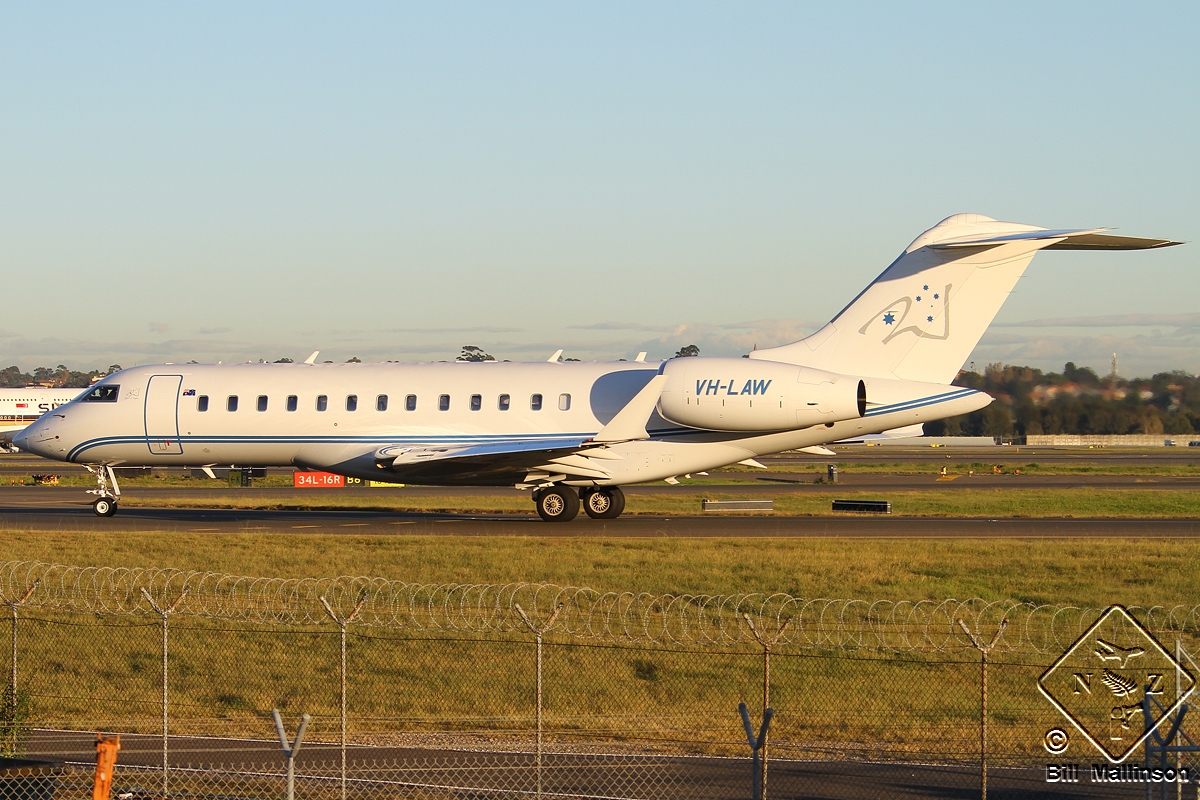 VH-LAW · Bombardier BD-700-1A10 Global Express · (SYD / YSSY)