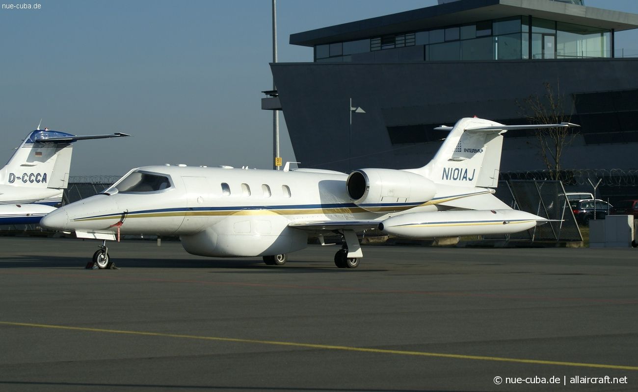 N101AJ (36-008) 1975 Learjet 36