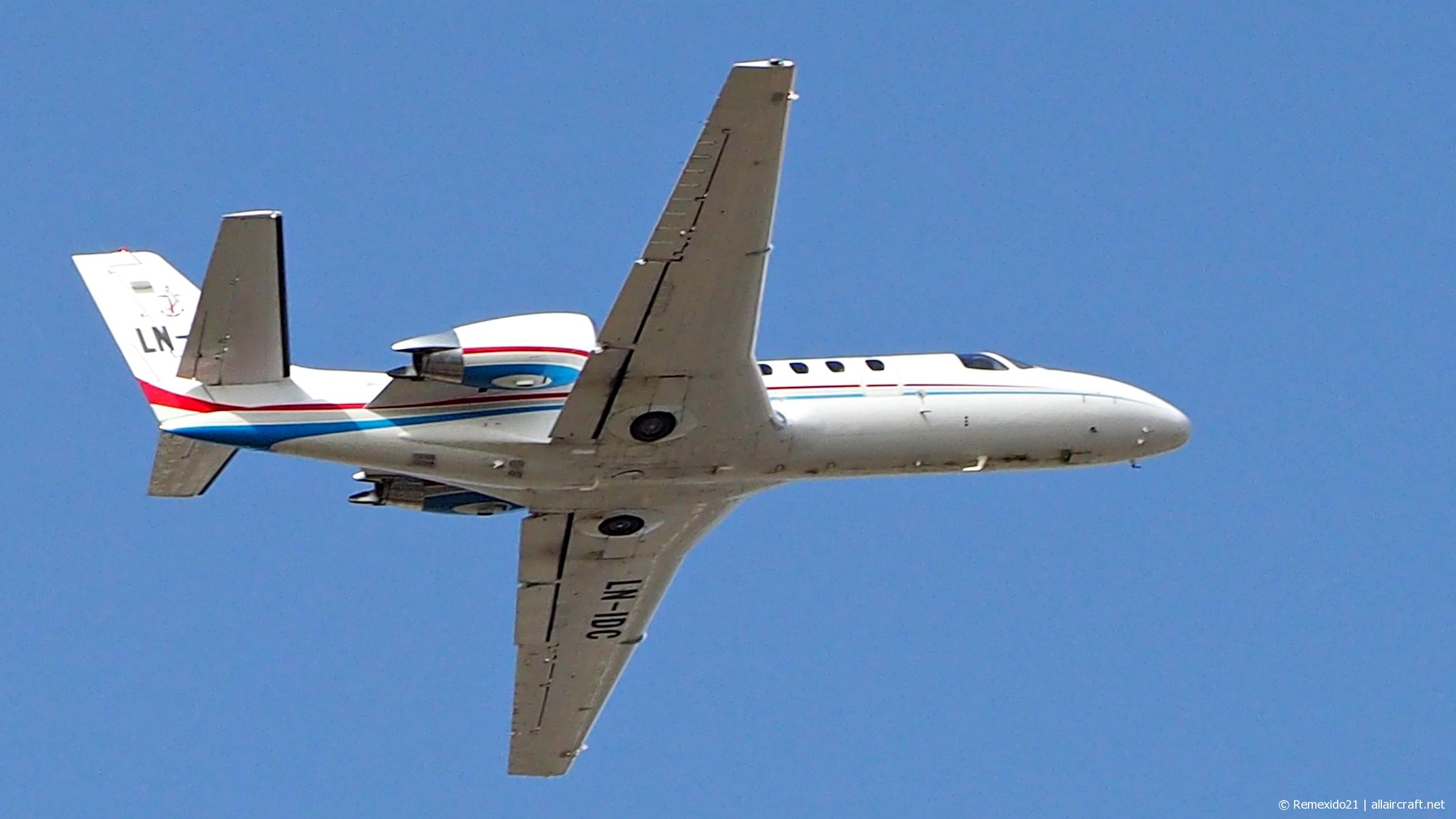 LN-IDC · Cessna 560 Citation Encore · (FAO / LPFR)