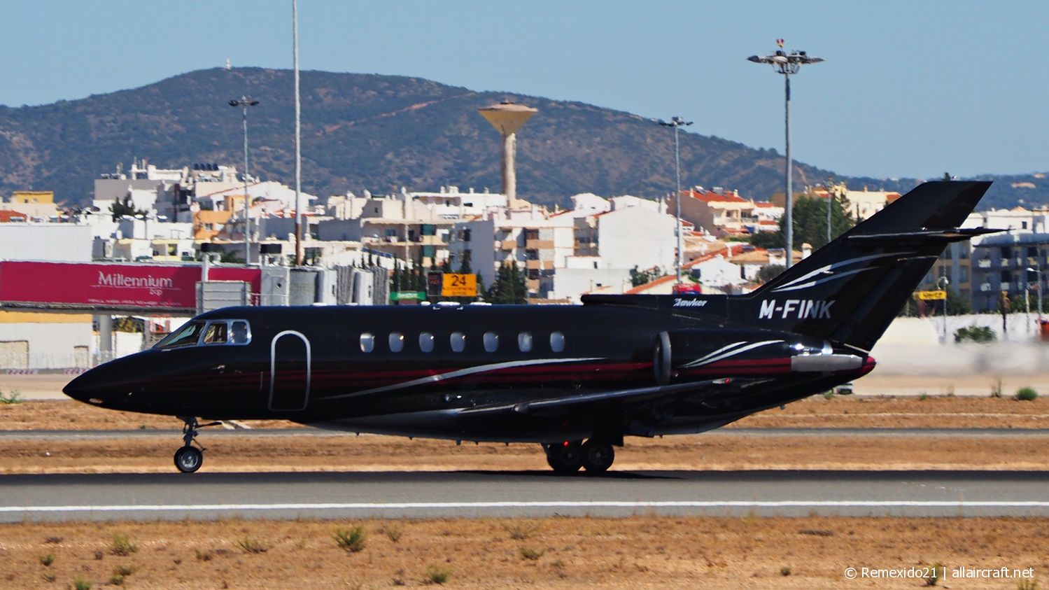 M-FINK · British Aerospace BAe-125-1000B · (FAO / LPFR)