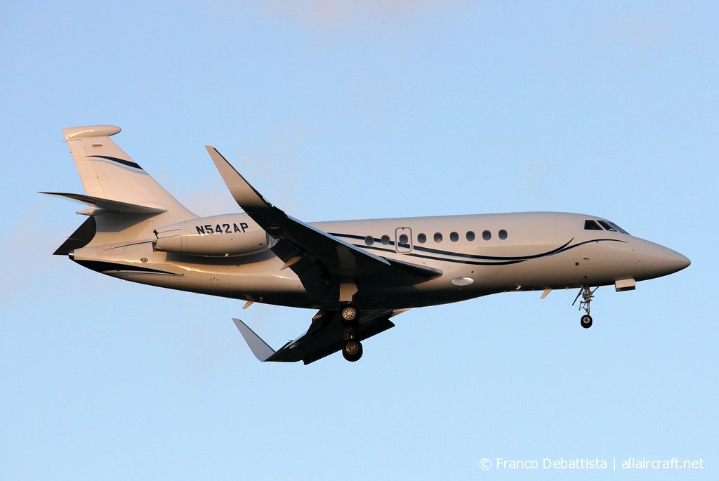 N542AP · Dassault Falcon 2000 LX · (MLA / LMML)