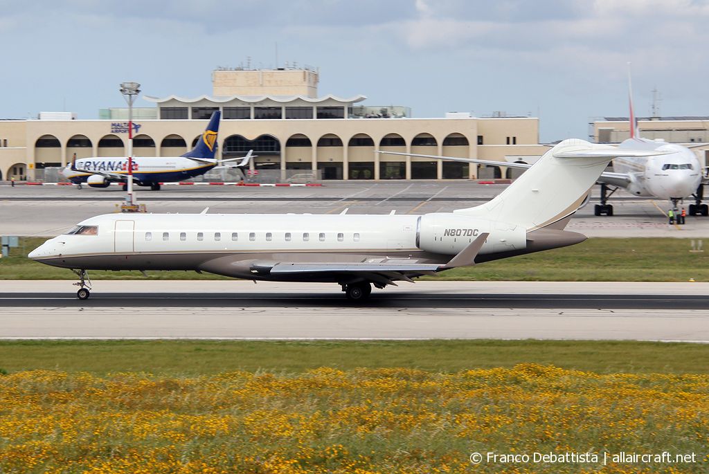 N807DC · Bombardier BD-700-1A10 Global Express · (MLA / LMML)