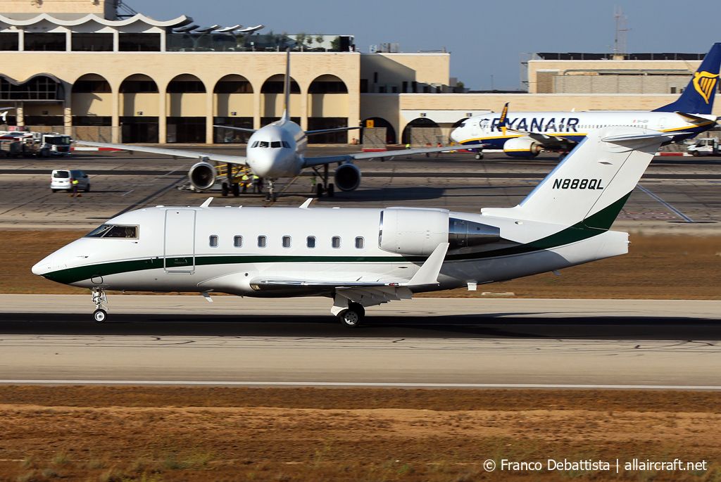 N888QL · Bombardier CL-600-2B16 Challenger 604 · (MLA / LMML)