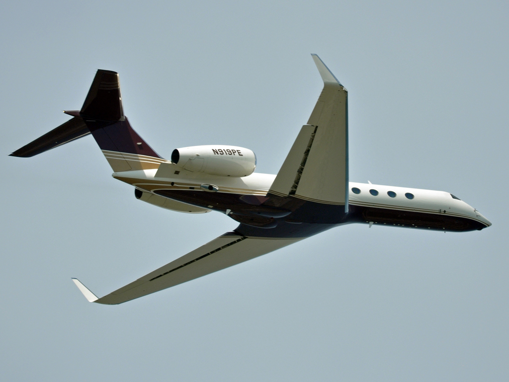 N919PE (5113) 2006 Gulfstream Aerospace G550