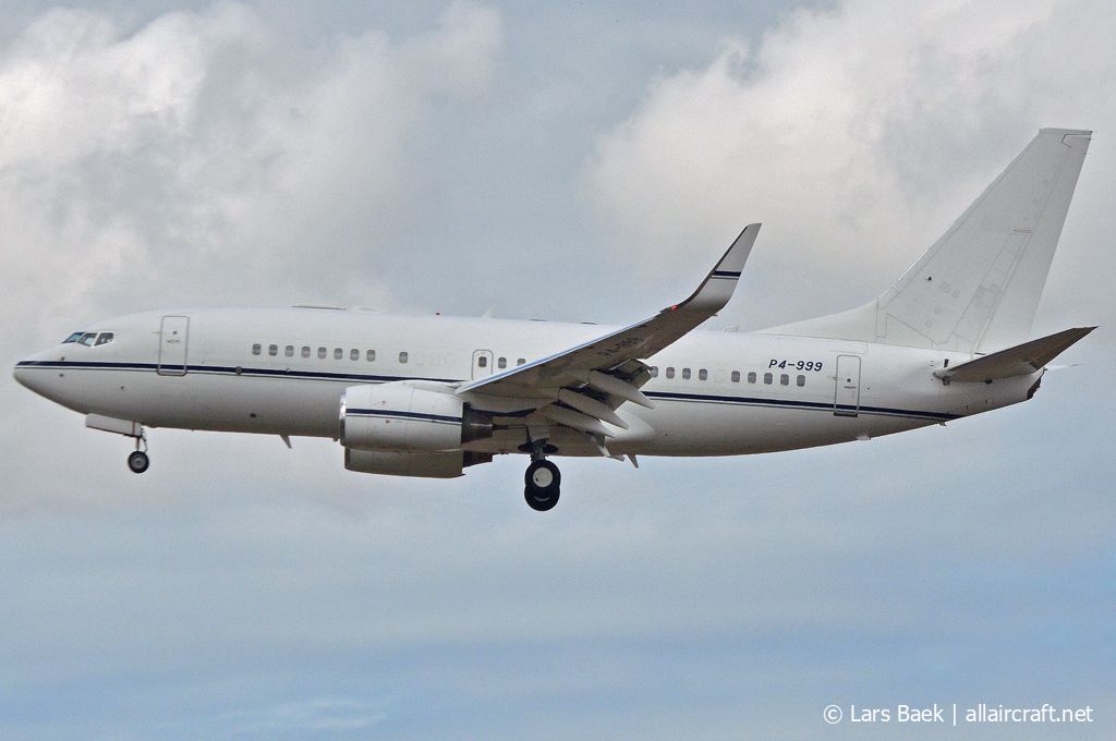 P4-999 (30547) 1999 Boeing 737-7BQ(WL) BBJ
