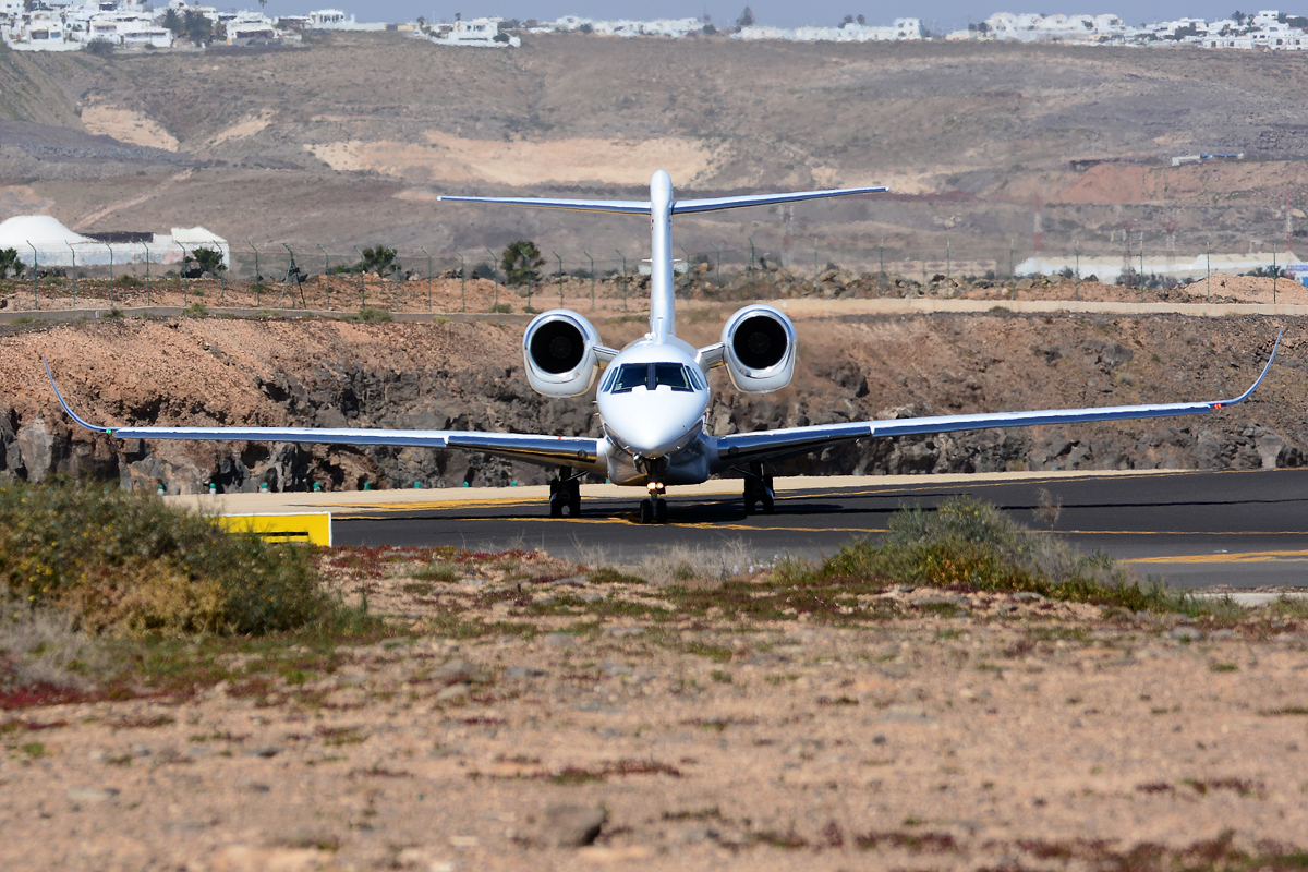 OE-HUB · Cessna 750 Citation X · (ACE / GCRR)