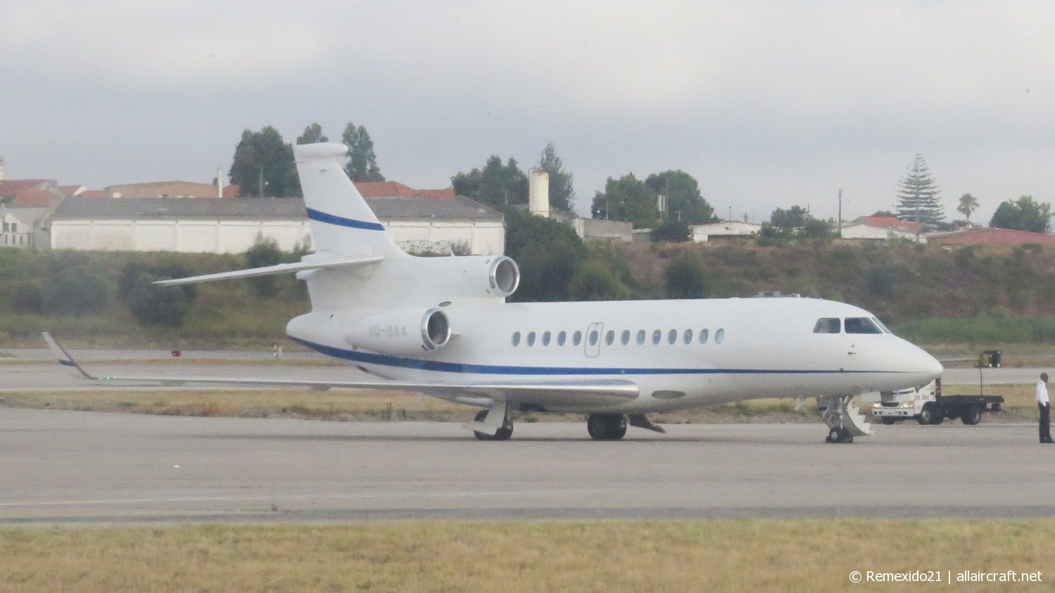 VQ-BAA · Dassault Falcon 7X · (LIS/LPPT)