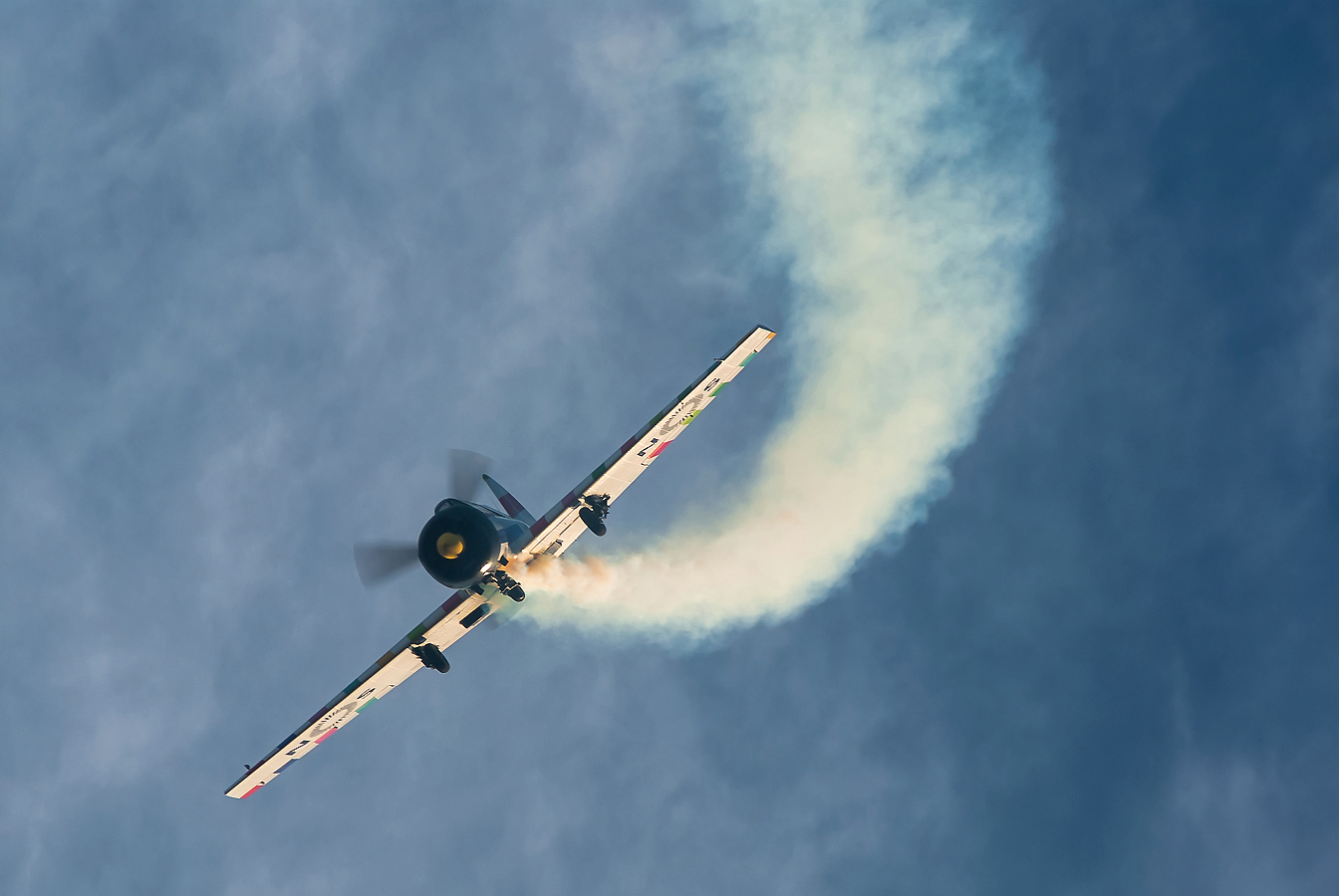 SP-YEL · Yakovlev Yak-52 · --