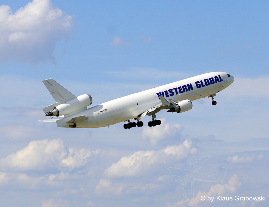 N545JN · McDonnell Douglas MD-11F · (STR / EDDS)
