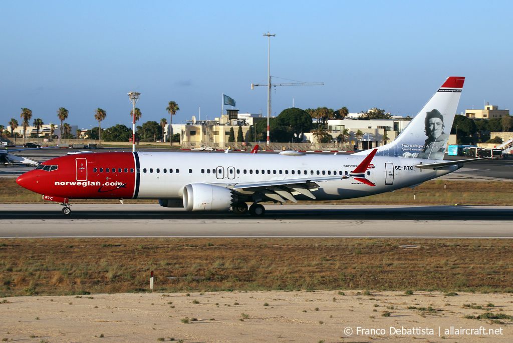 SE-RTC · Boeing 737-8 MAX · (MLA / LMML)