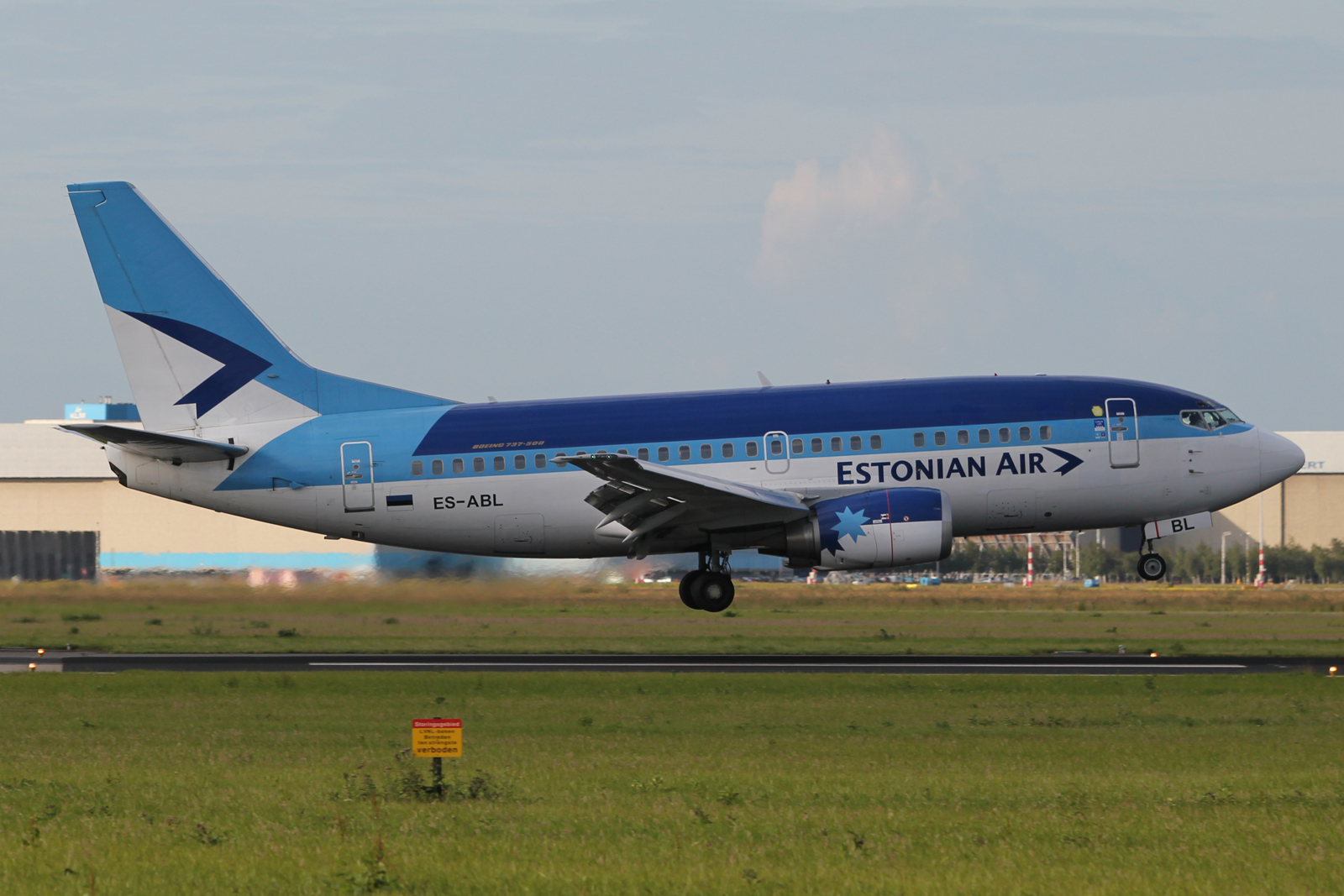 ES-ABL (028997) Boeing 737-5L9