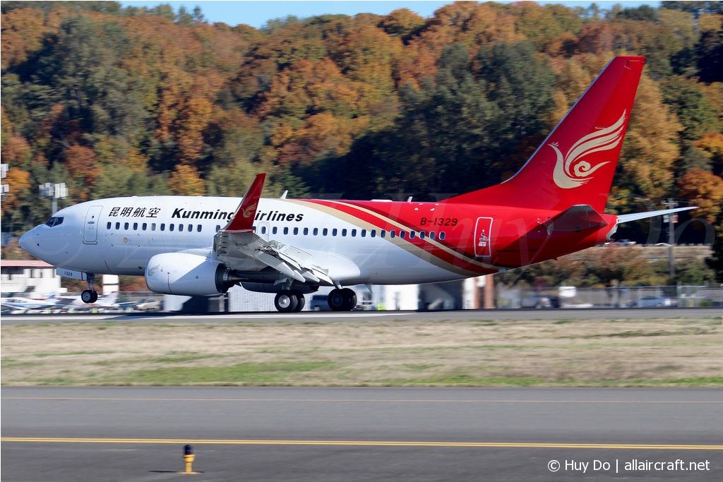 B-1329 (44395) 2017 Boeing 737-7LY