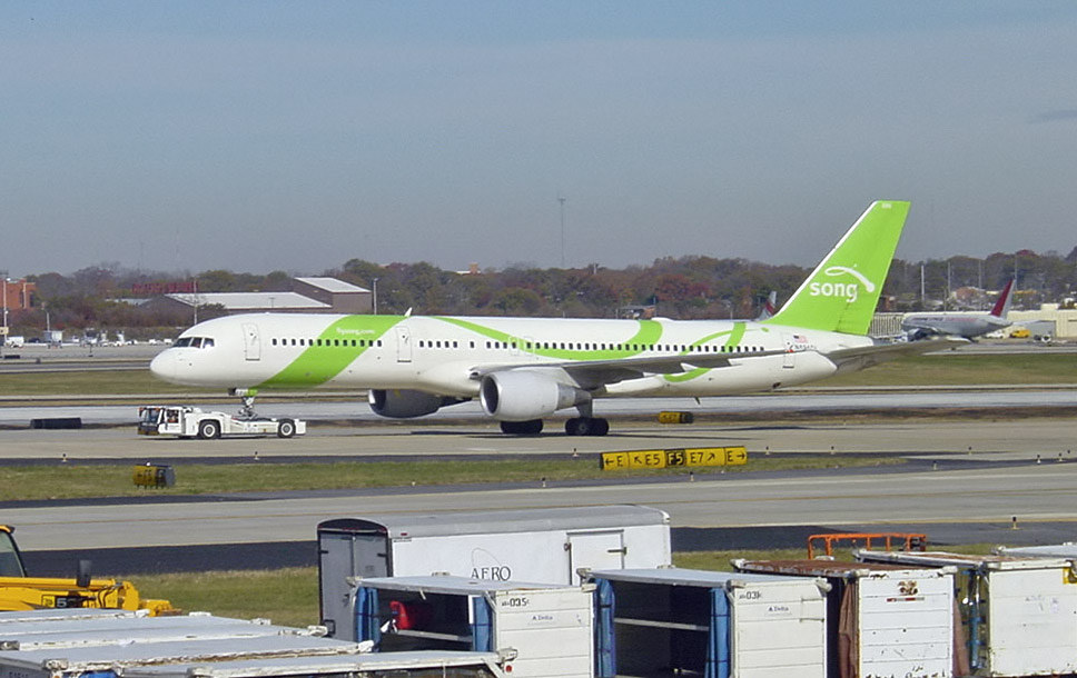 N654DL · Boeing 757-232 · (ATL / KATL)