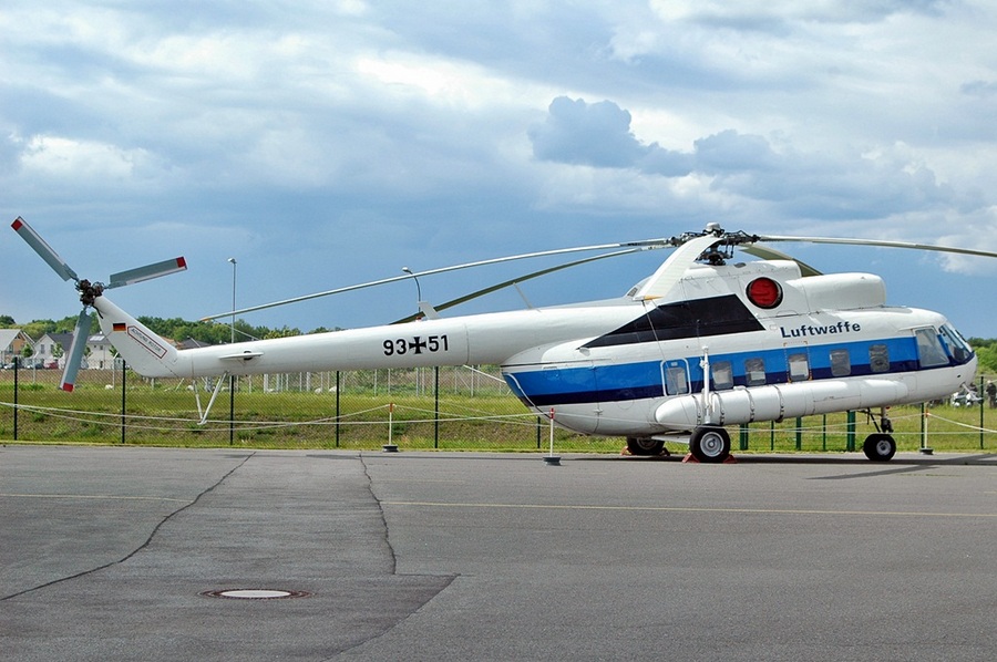 93+51 ( 105104 ) 1986 Mil Mi-8S