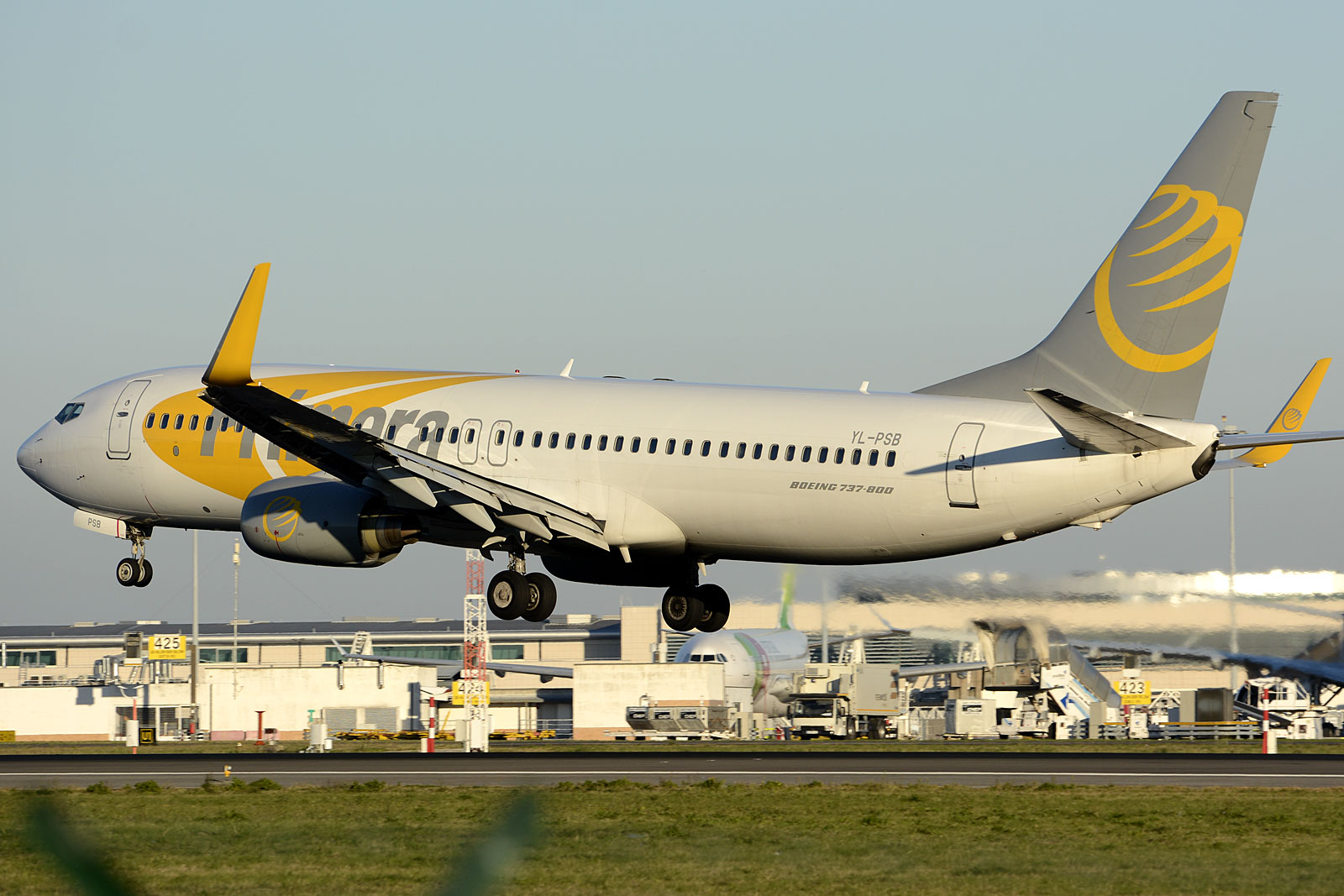 YL-PSB (30722) 2007 Boeing 737-8Q8 WL