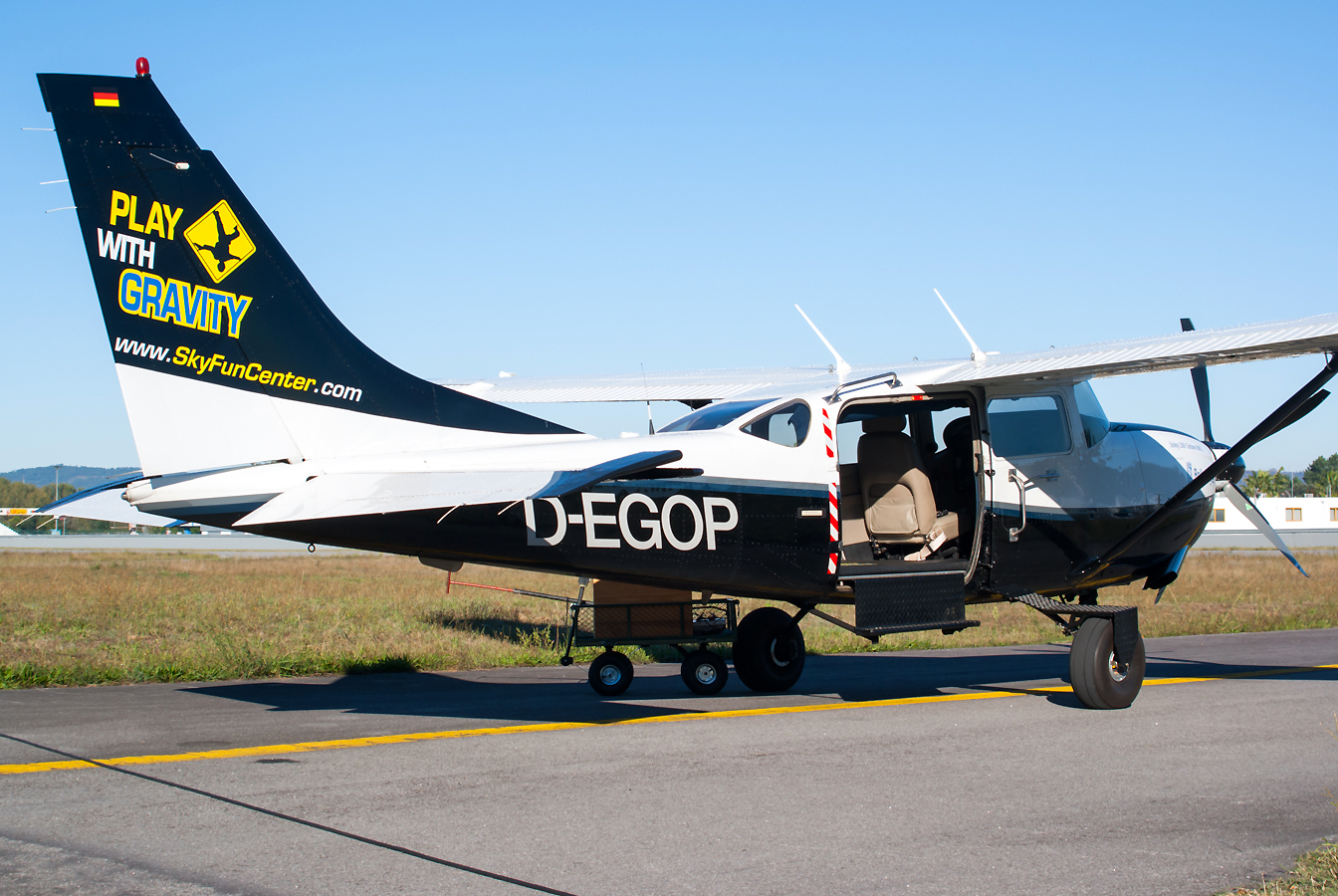 D-EGOP (T20608257) Cessna T206H Soloy Mk II Turbine 206