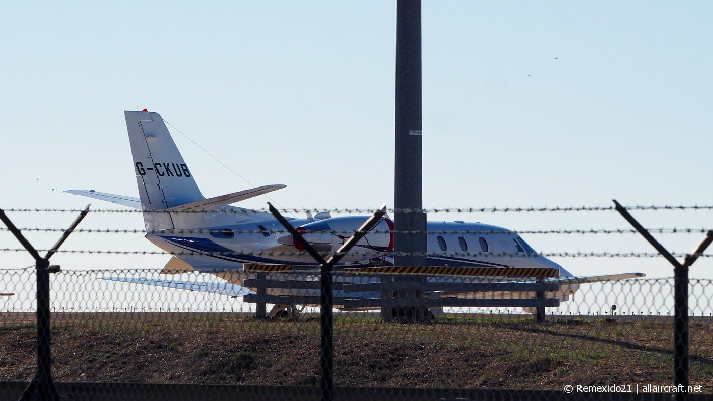 G-CKUB · Cessna 560XL Citation XLS+ · (FAO / LPFR)