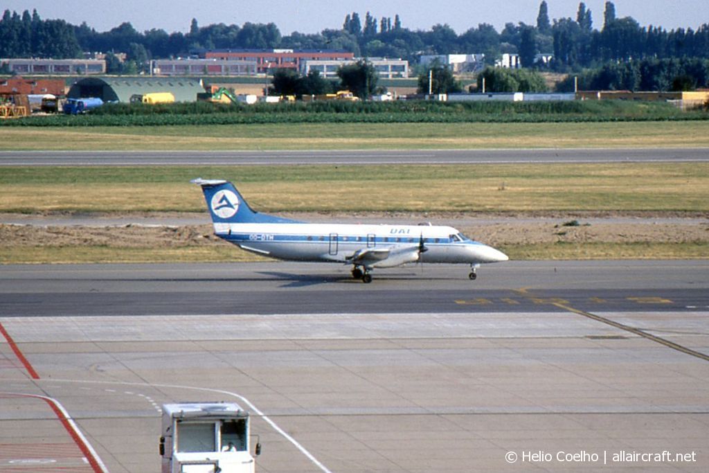 OO-DTH (120104) Embraer EMB-120RT Brasilia