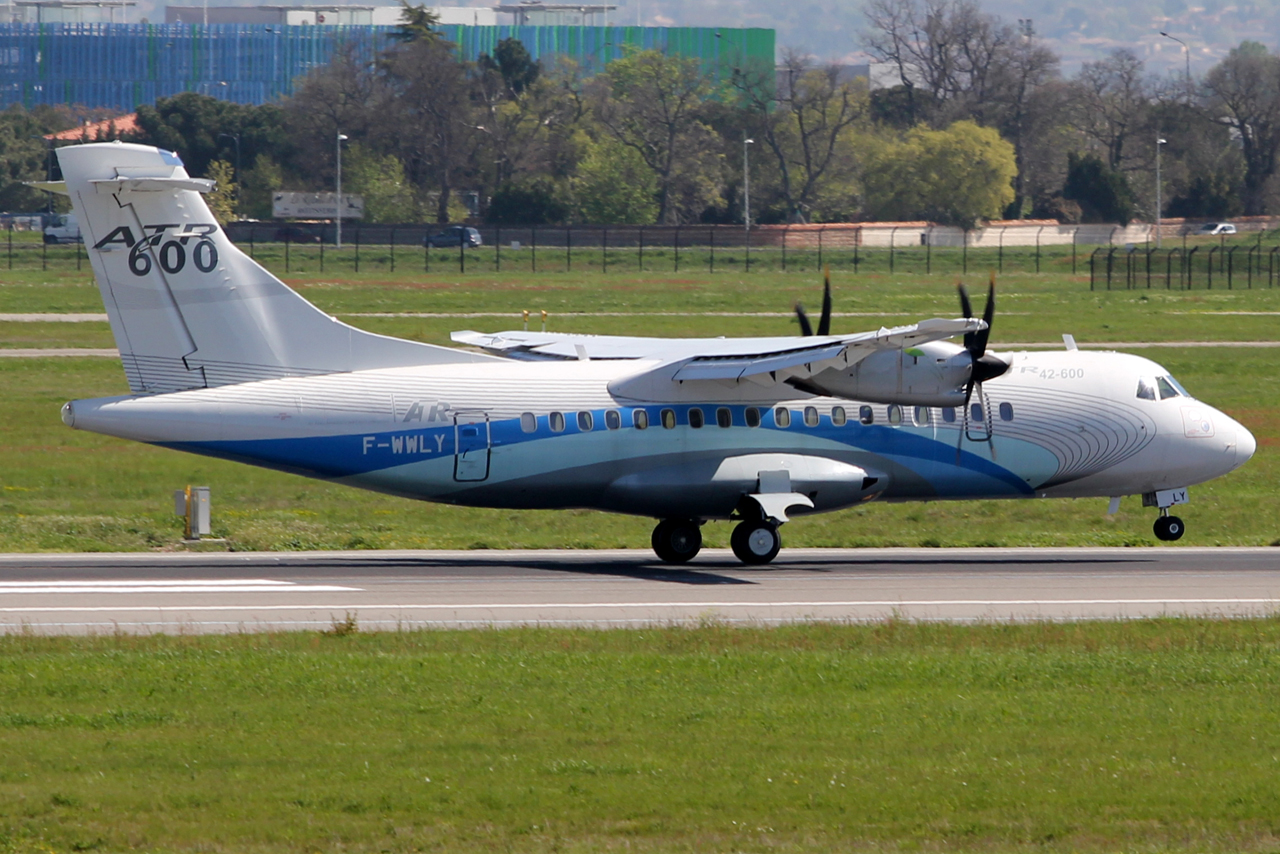 F-WWLY · ATR-42-600 · (TLS / LFBO)