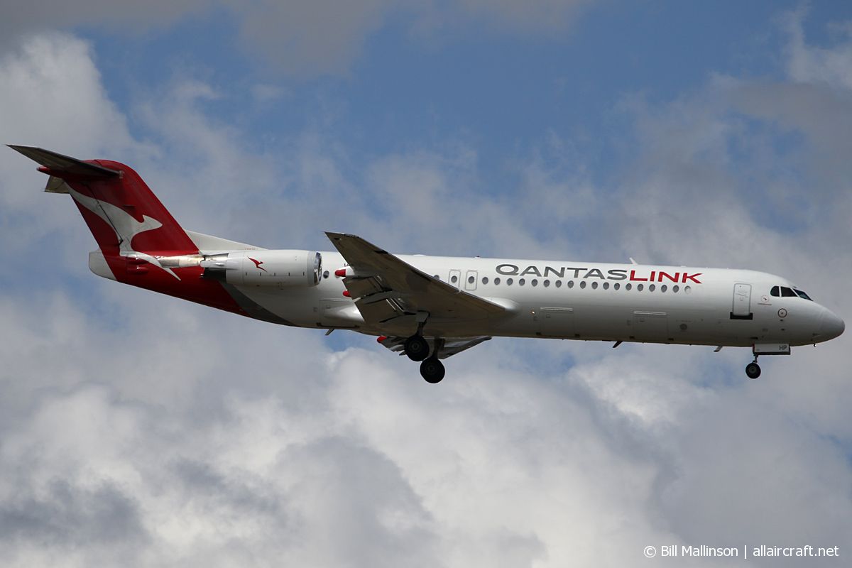 VH-NHP (11399) 1992 Fokker 100