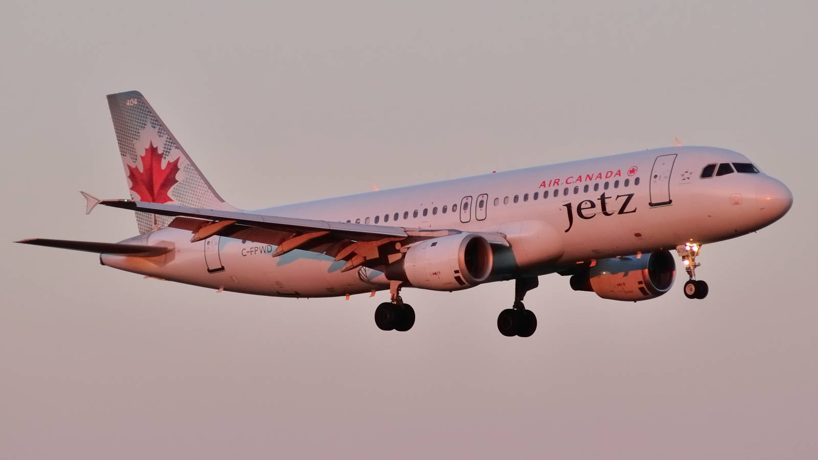 C-FPWD, (cn 231), Airbus A320-211